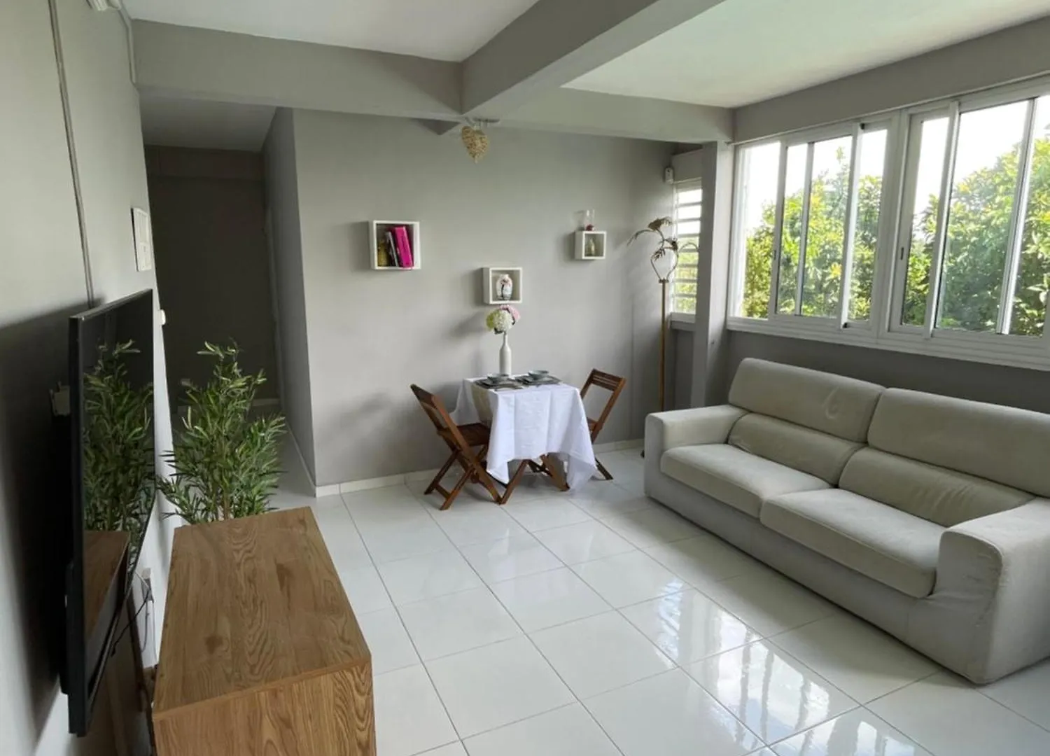Appartement Lalau Avec Vue Sur La Mer Et Piscine Schoelcher
